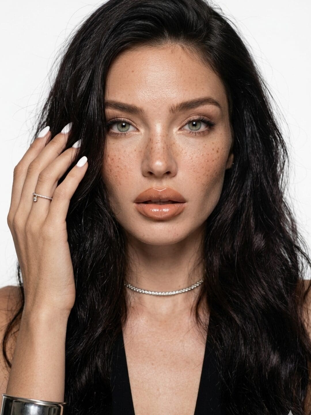 luxury beauty business Secondary keywords: how to attract high-end clients, premium beauty brand, luxury salon branding, elevated client experience, stop competing on price beauty industry